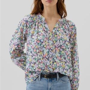 GAP Smocked Multi Floral Blouse / Shirt Sz. L